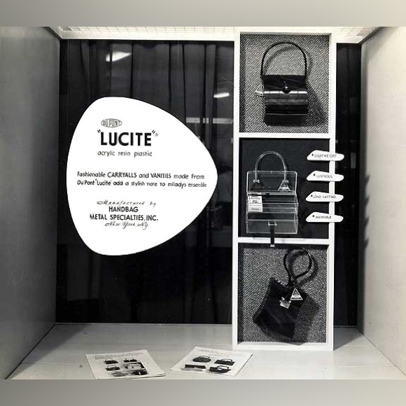 Antique Lucite Box Handbag c.1945-50 - Picture 14 of 16